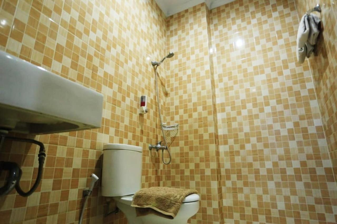 Urbanview Hotel Mulia Indah Palopo Екстериор снимка
