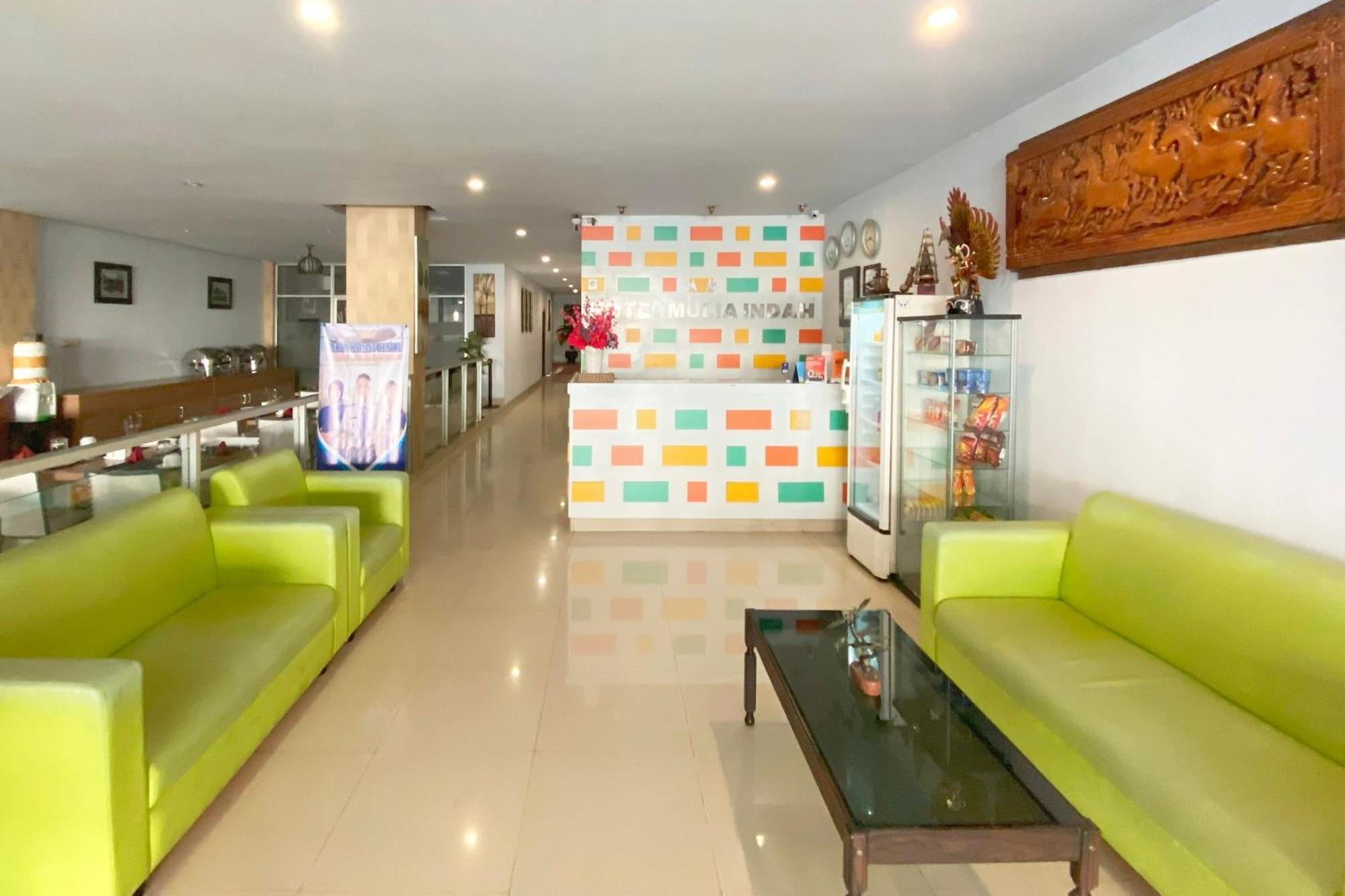 Urbanview Hotel Mulia Indah Palopo Екстериор снимка
